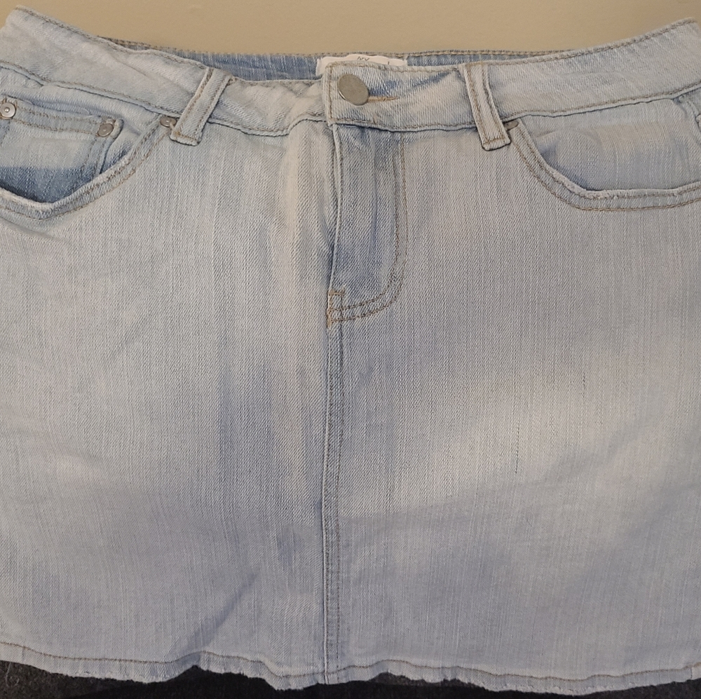 Ivy & Main mini jeans skirt